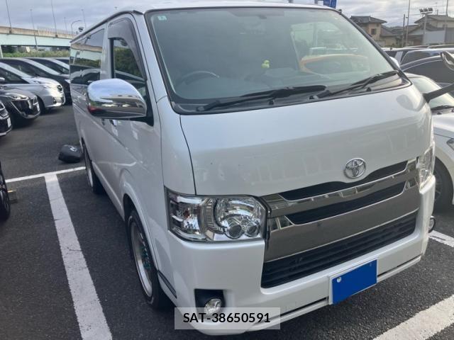 Toyota HIACE VAN 2017-01 8880010-2