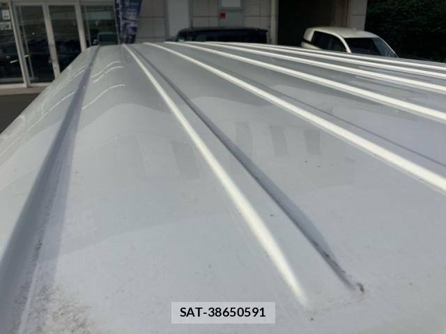 Toyota HIACE VAN 2017-01 8880010-5