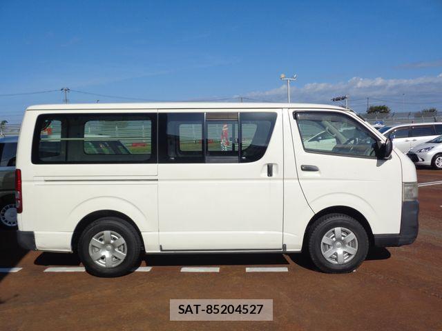 Toyota HIACE VAN 2004-08 8880012-4