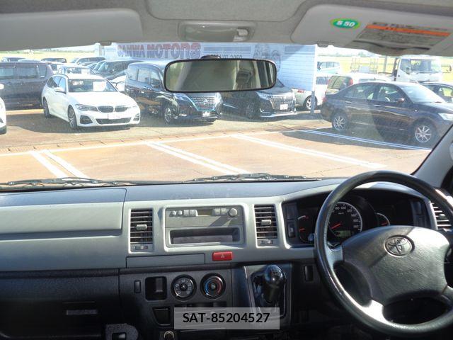 Toyota HIACE VAN 2004-08 8880012-7