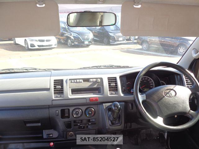 Toyota HIACE VAN 2004-08 8880012-8