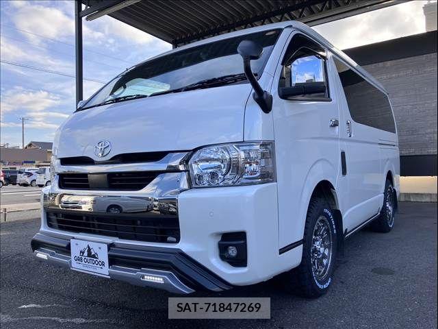 Toyota HIACE VAN 2024-02 8880003-11