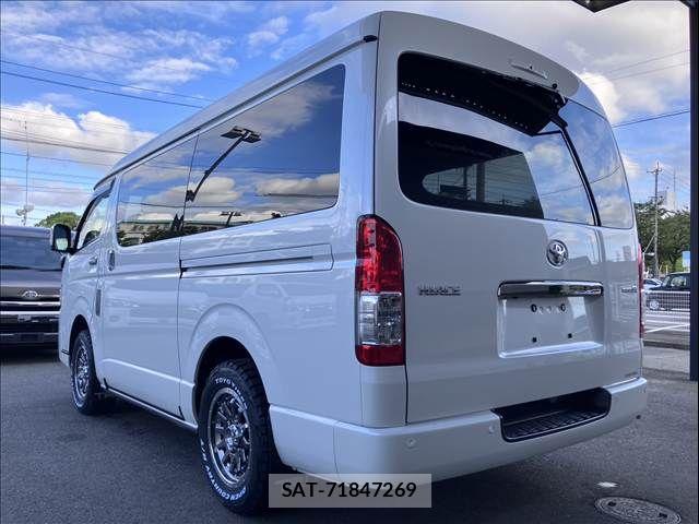 Toyota HIACE VAN 2024-02 8880003-15