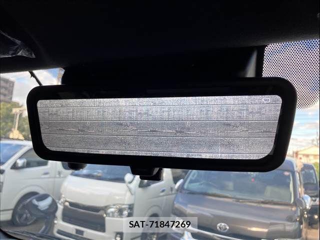 Toyota HIACE VAN 2024-02 8880003-16
