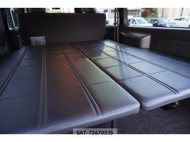 Toyota HIACE VAN 2022-10 8880004-15