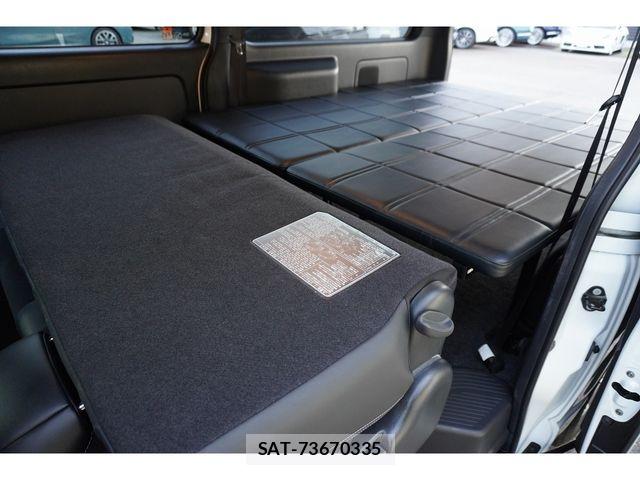Toyota HIACE VAN 2022-10 8880004-16