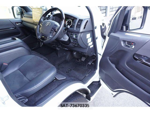 Toyota HIACE VAN 2022-10 8880004-20