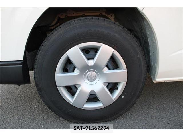 Toyota HIACE VAN 2021-04 8880009-14