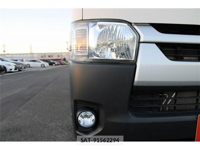 Toyota HIACE VAN 2021-04 8880009-20