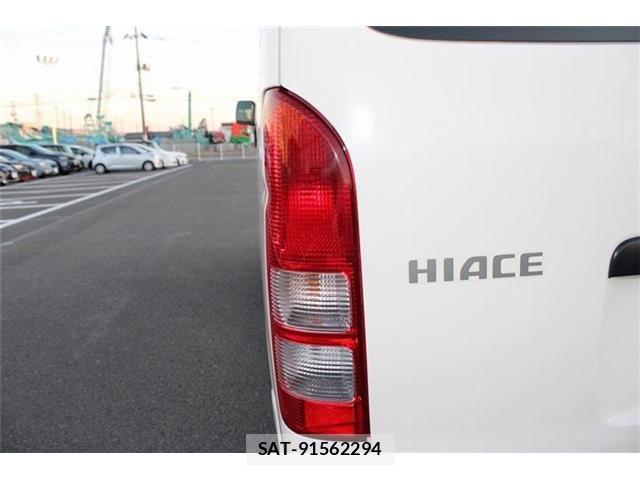 Toyota HIACE VAN 2021-04 8880009-24