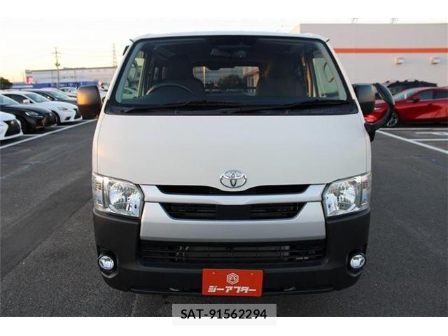 Toyota HIACE VAN 2021-04 8880009-6