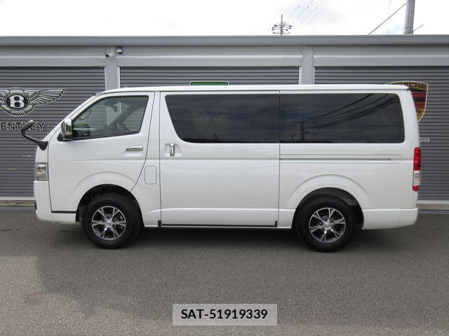 Toyota HIACE VAN 2025-07 8880002-9