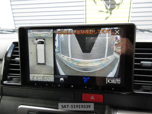 Toyota HIACE VAN 2025-07 8880002-17