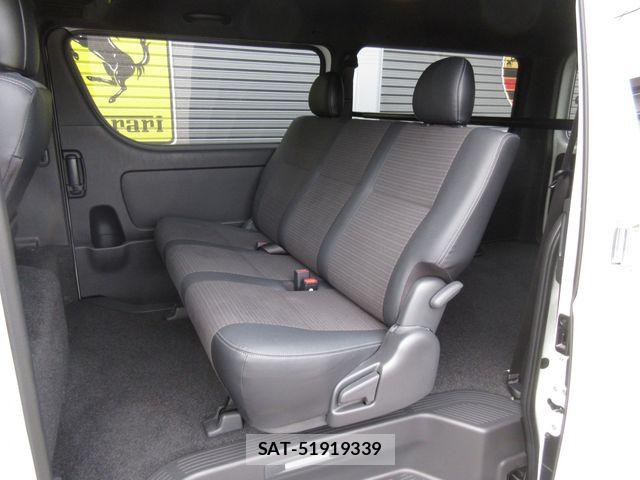 Toyota HIACE VAN 2025-07 8880002-27