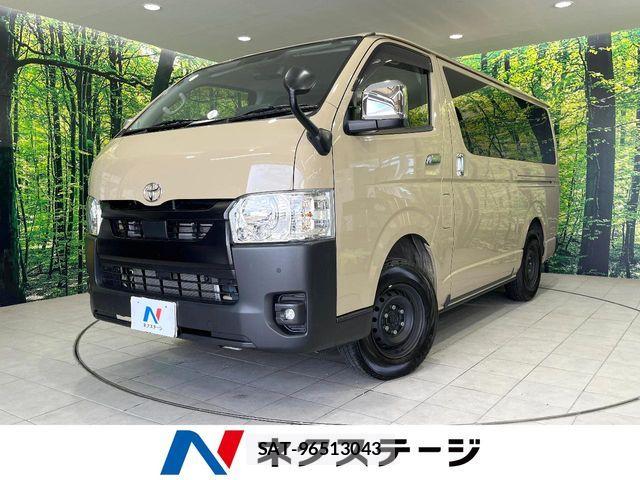 Toyota HIACE VAN 2024-08 8883692-0