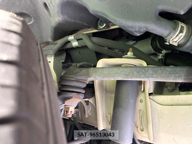Toyota HIACE VAN 2024-08 8883692-19