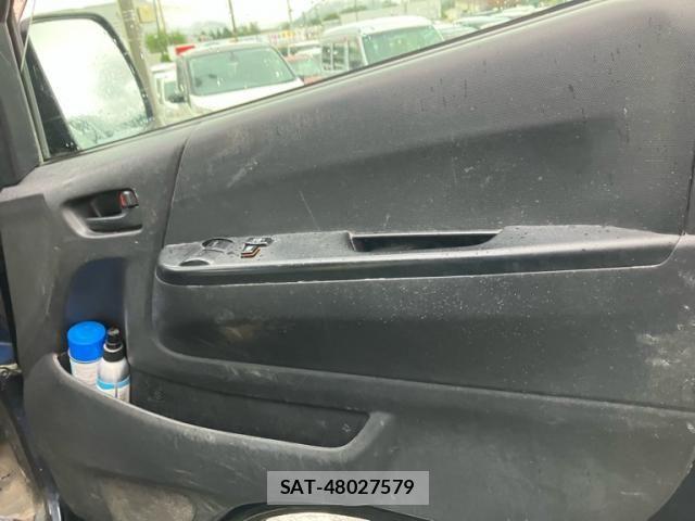 Toyota HIACE VAN 2011-09 8883693-13
