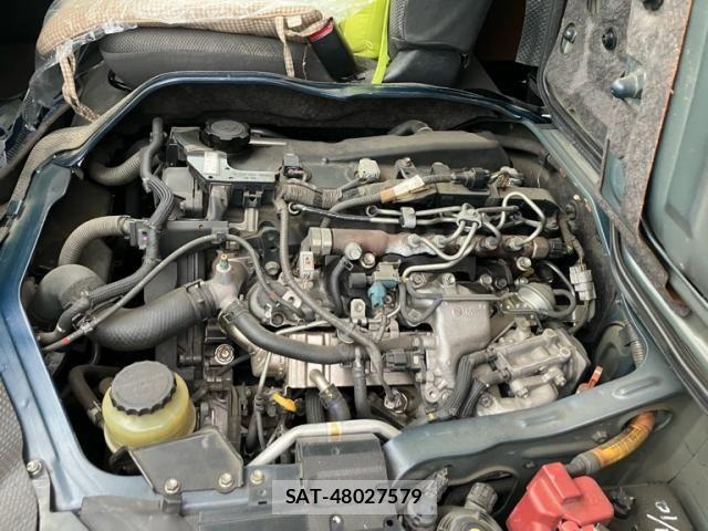 Toyota HIACE VAN 2011-09 8883693-25