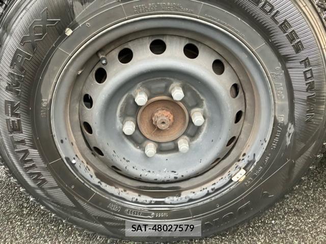 Toyota HIACE VAN 2011-09 8883693-3