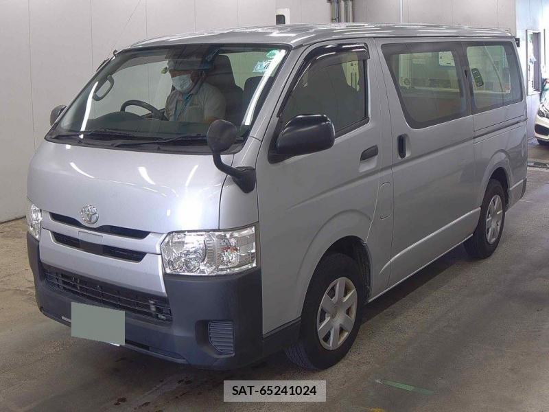 Toyota HIACE VAN 2018 1061710-3