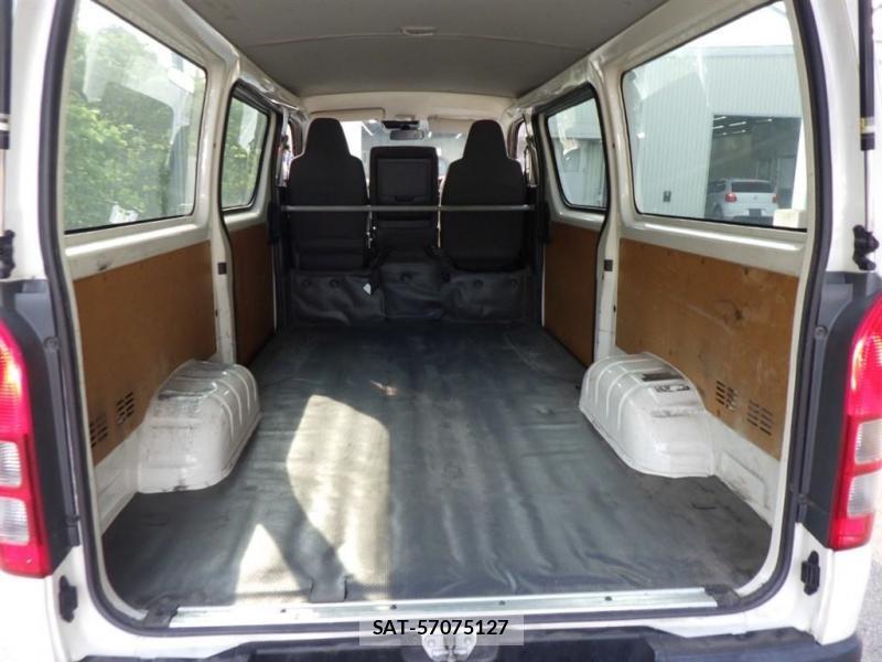 Toyota HIACE VAN 2019 1061709-5