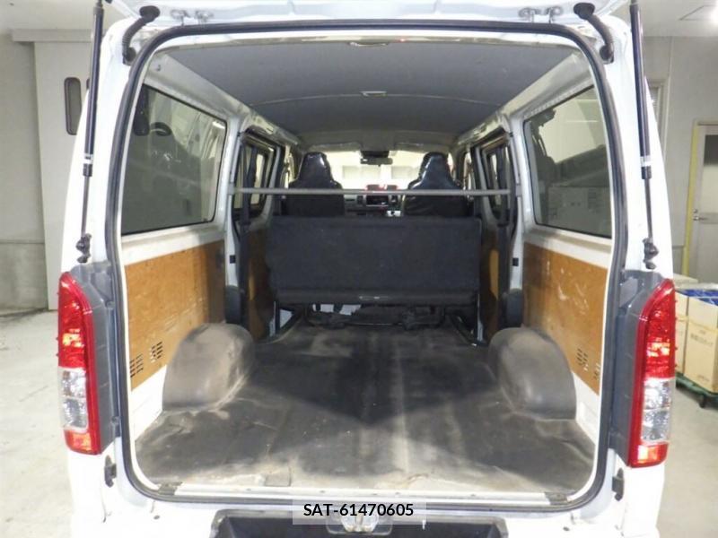 Toyota HIACE VAN 2018 1082501-5