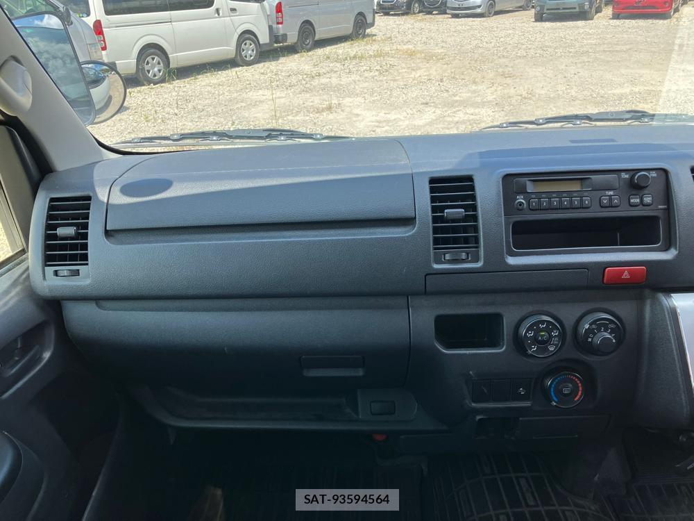 Toyota HIACE VAN 2019 1177541-18