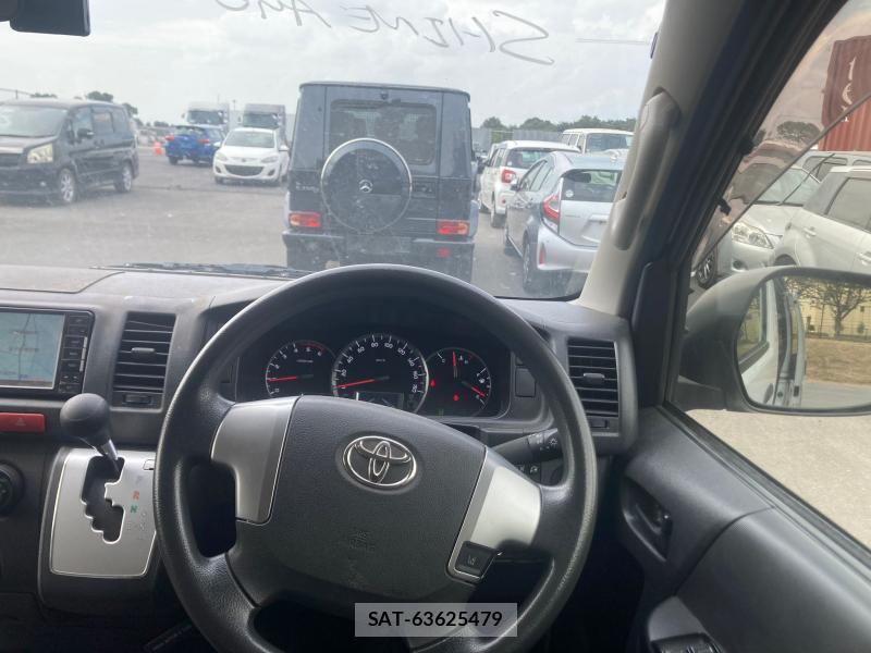Toyota HIACE VAN 2019 1218393-13