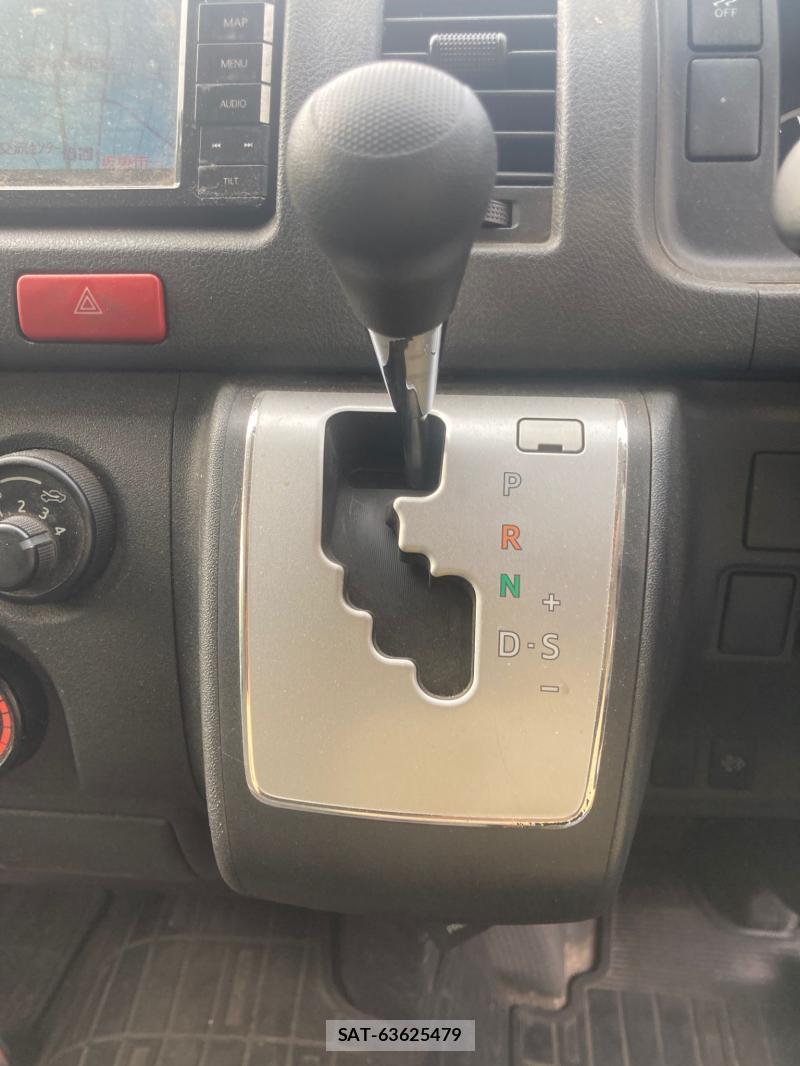 Toyota HIACE VAN 2019 1218393-19