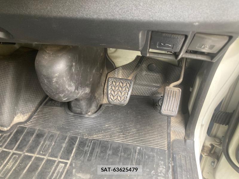 Toyota HIACE VAN 2019 1218393-21