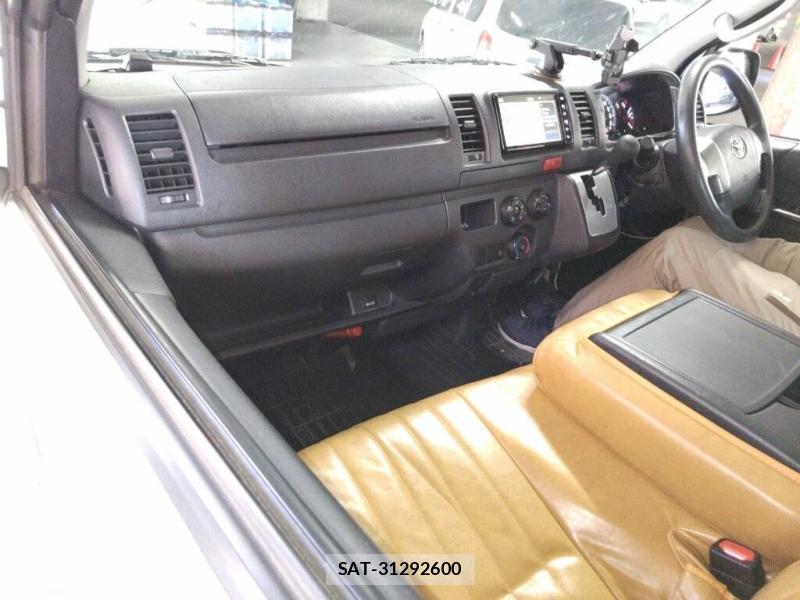 Toyota HIACE VAN 2018 1280158-4