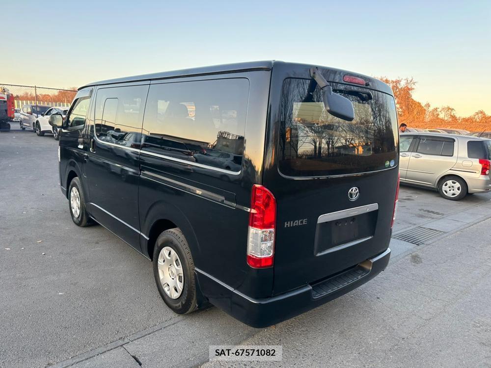 Toyota HIACE VAN 2020 1611441-2
