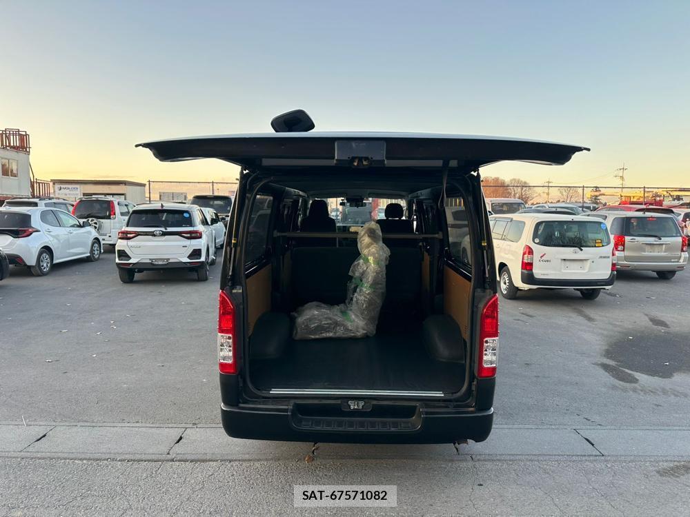 Toyota HIACE VAN 2020 1611441-30