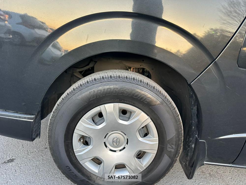 Toyota HIACE VAN 2020 1611441-35