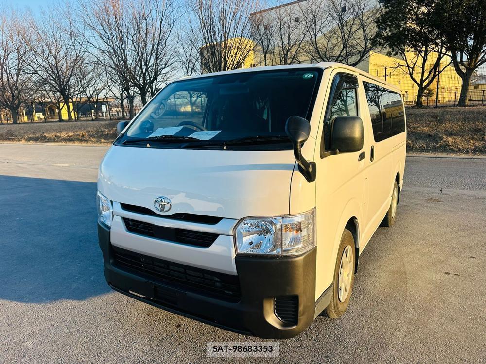 Toyota HIACE VAN 2020 2985605-0