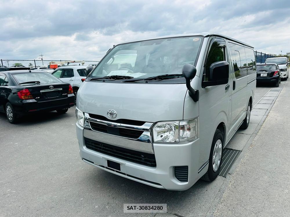 Toyota HIACE VAN 2020 6544239-0