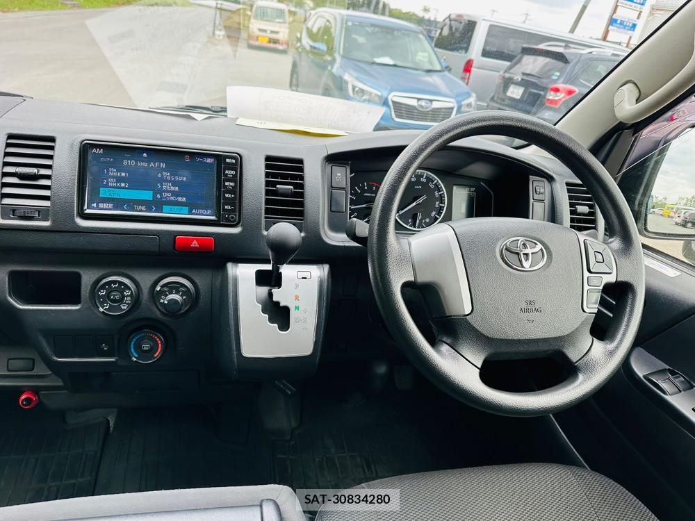 Toyota HIACE VAN 2020 6544239-13