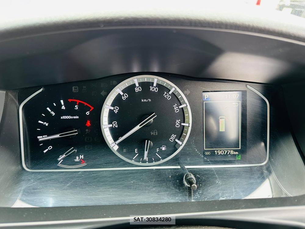 Toyota HIACE VAN 2020 6544239-15