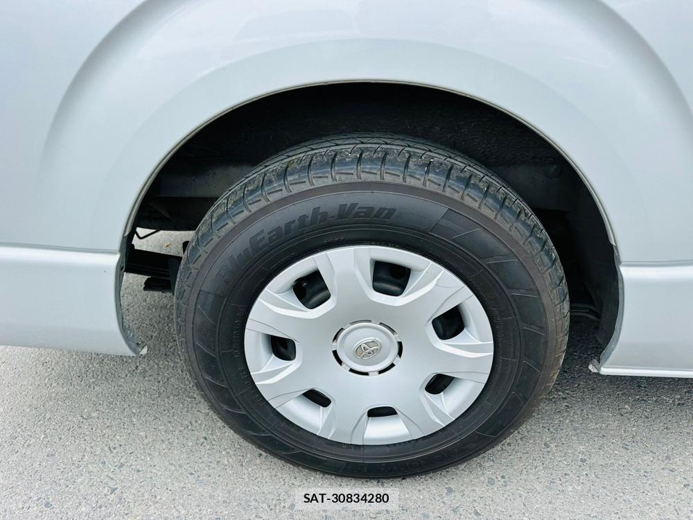 Toyota HIACE VAN 2020 6544239-27