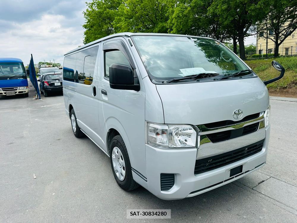 Toyota HIACE VAN 2020 6544239-6