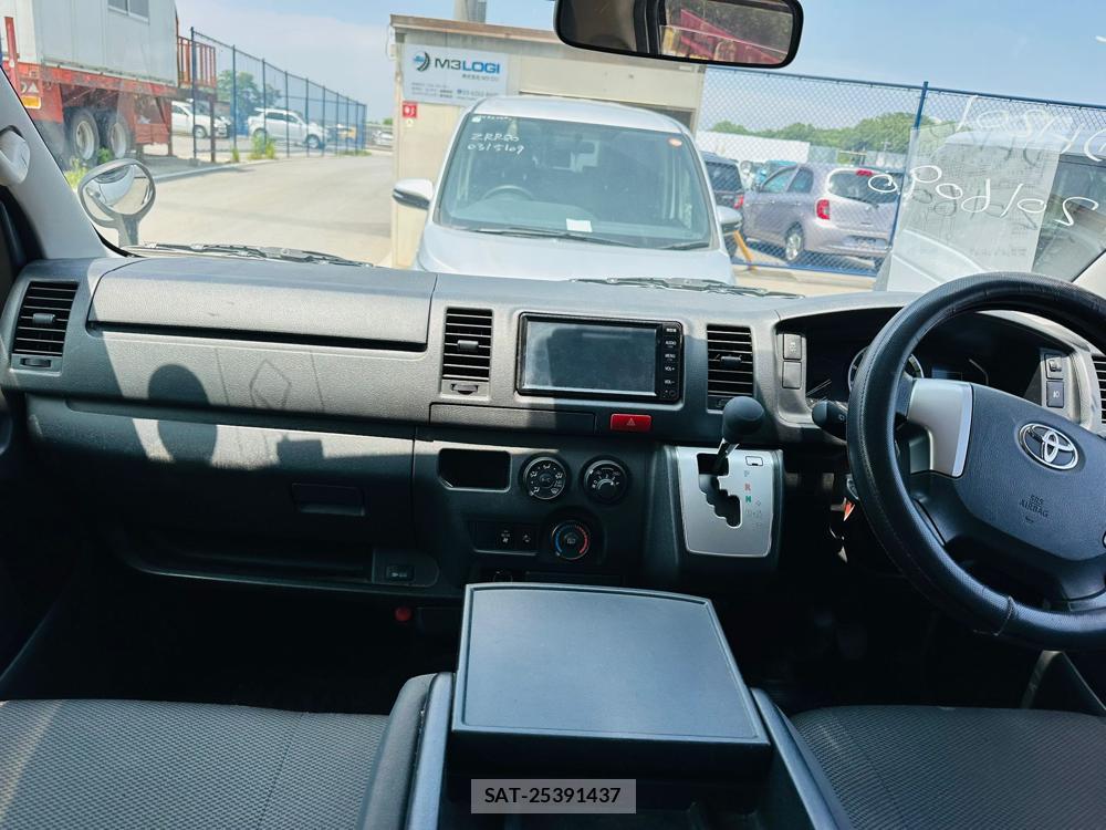 Toyota HIACE VAN 2020 6665809-10
