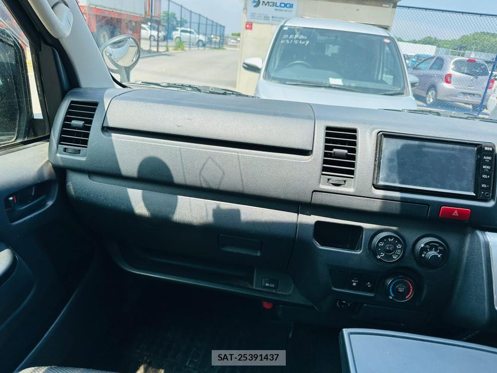 Toyota HIACE VAN 2020 6665809-15