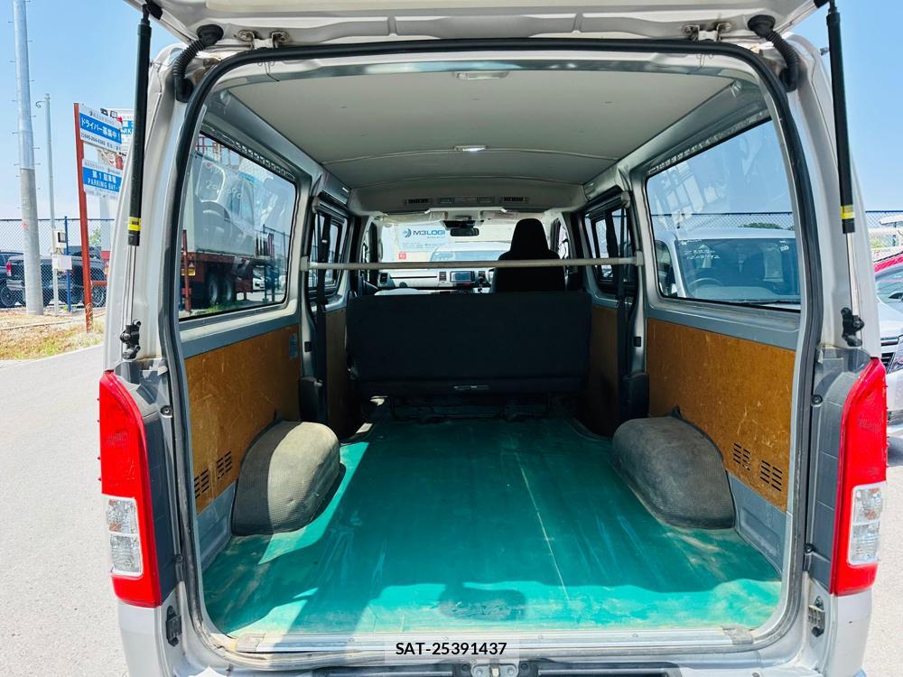 Toyota HIACE VAN 2020 6665809-23