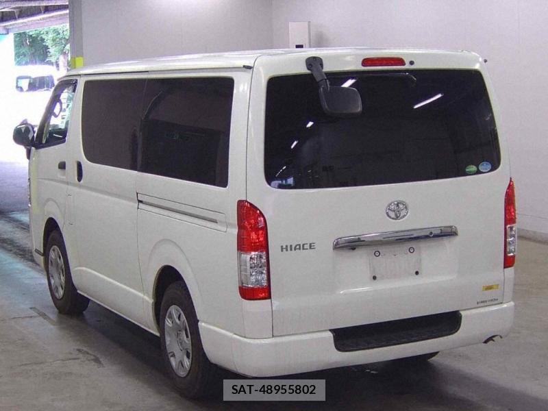 Toyota  2019 7263039-2