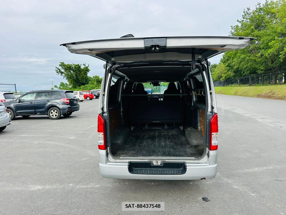 Toyota HIACE VAN 2020 7175252-26