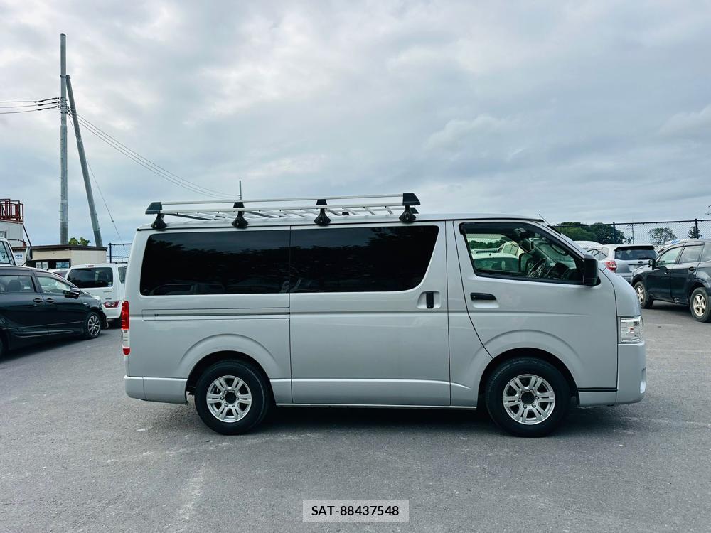 Toyota HIACE VAN 2020 7175252-5