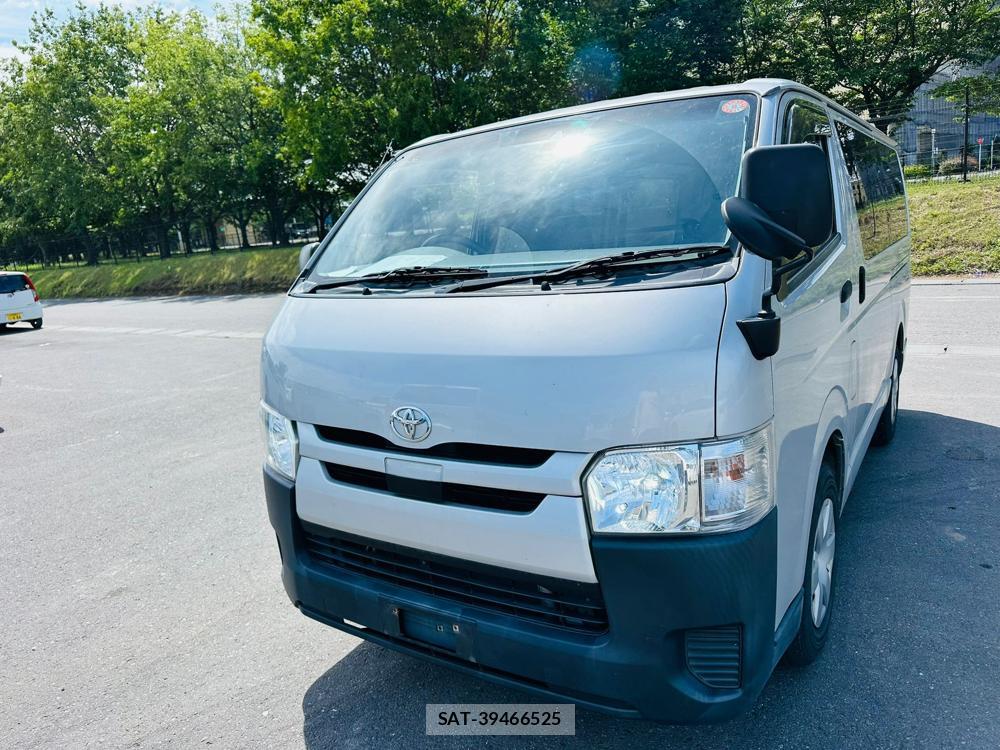 Toyota HIACE VAN 2020 7175257-0