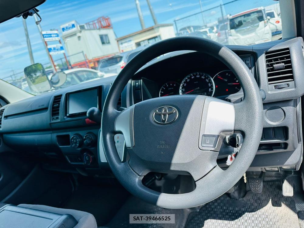 Toyota HIACE VAN 2020 7175257-14