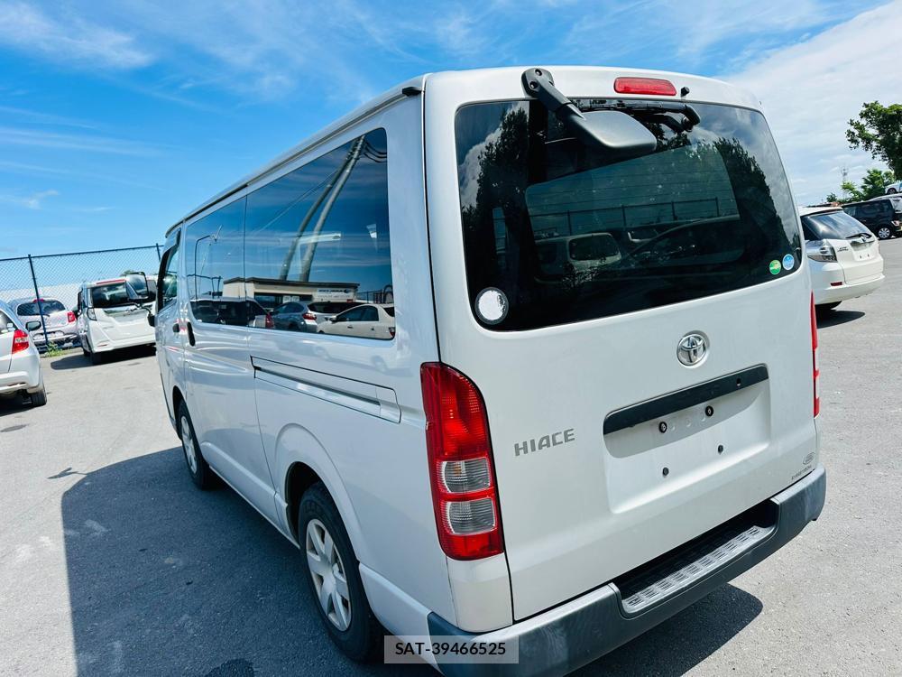 Toyota HIACE VAN 2020 7175257-2