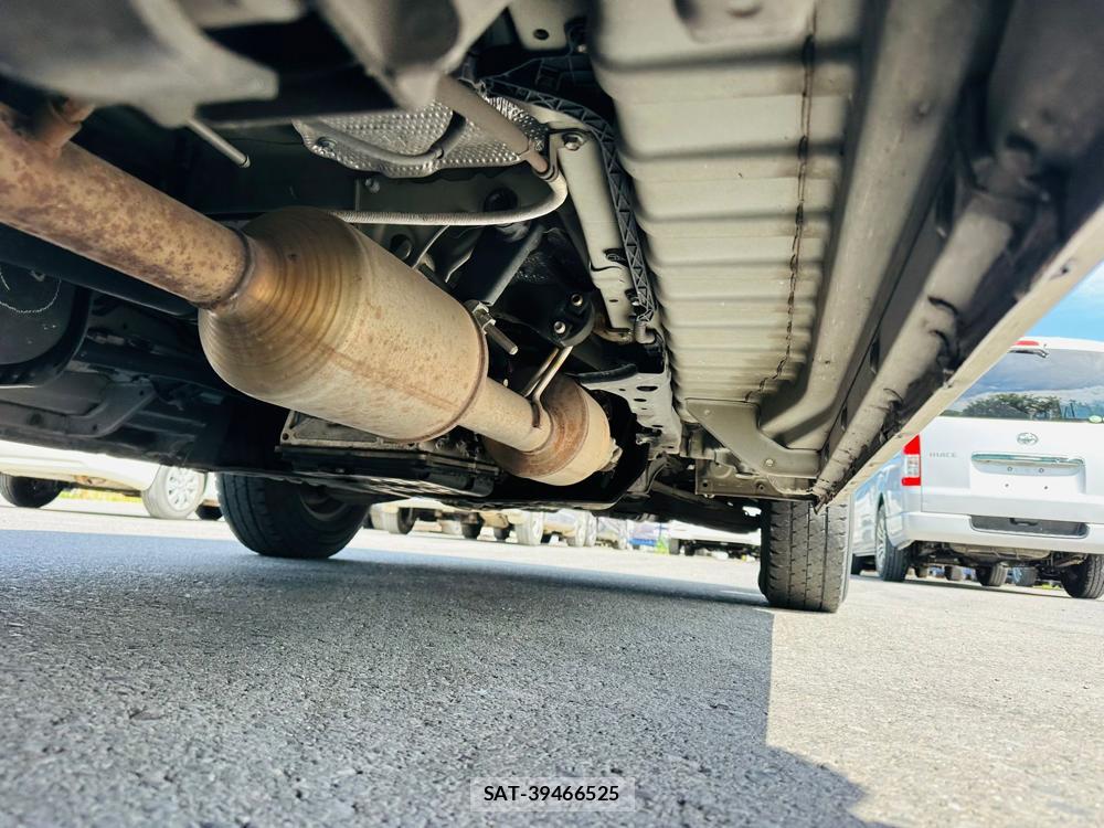 Toyota HIACE VAN 2020 7175257-37